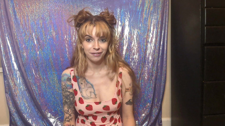 Karissa Klouds: Le compte à rebours de la belle-mère de maîtresse, coaching masturbatoire