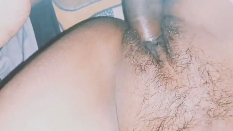 Your nisha bhabhi: 남편이 집에 없을 때 Devar에서 보지 물을 제거했습니다.