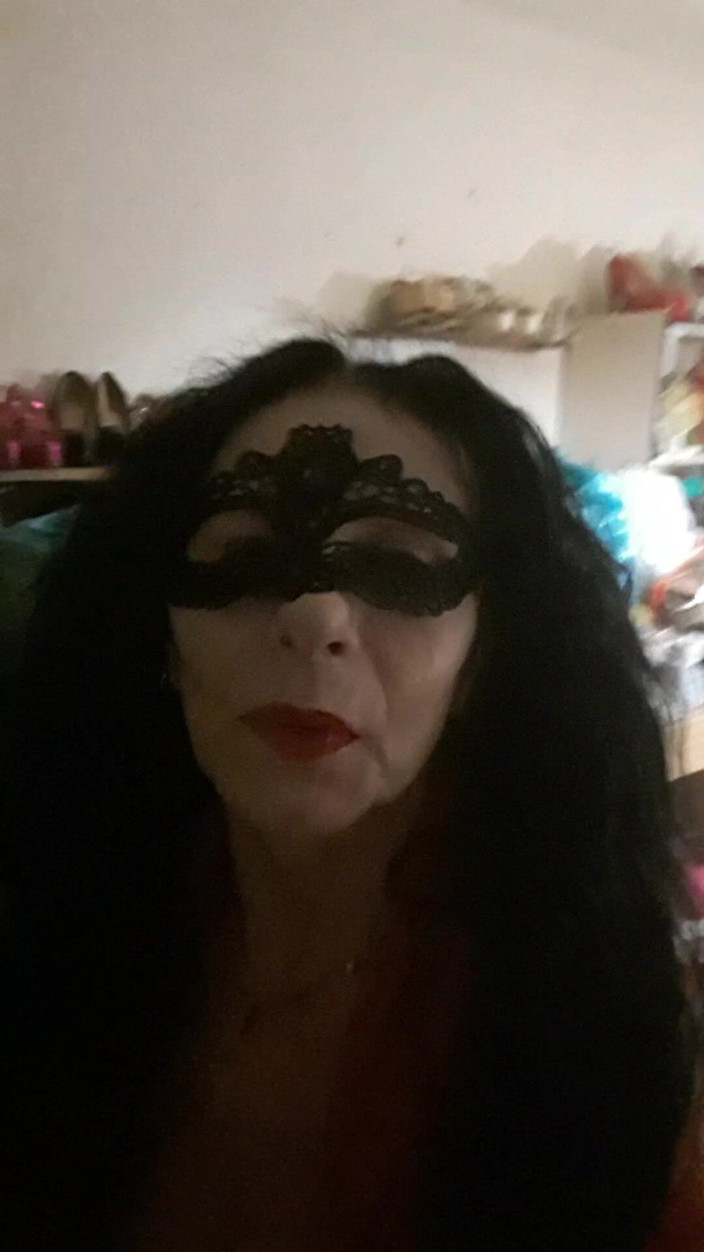 WEBREGINETTA2023: Video stropind geamul