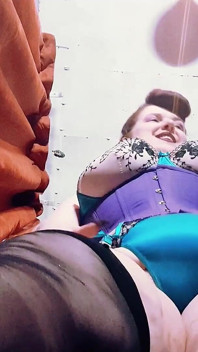 BBW-riesin-dominanz