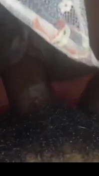 让她的屁股被一个完全陌生人狠操