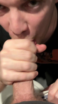 Ever Been Sucked so Deep You Can’t Help but Thrust Harder and Lose Control?