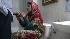 Pervertida turca madrasta amadora chupando grande pau preto na Alemanha