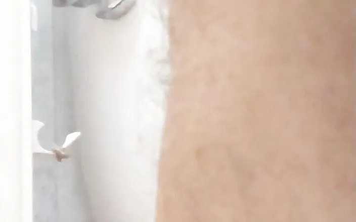 Deepinme4real: Dildo action