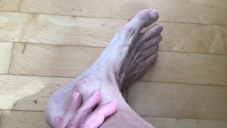 Best Ager: Jeu avec les pieds et les pieds