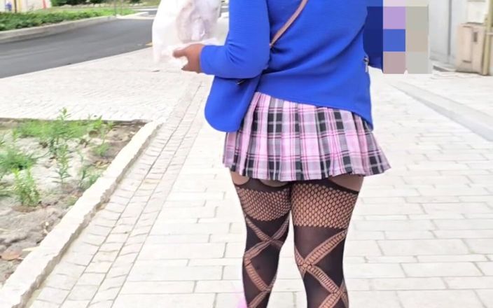 Belle: Ebene Sexy Sans Culotte Dans La Rue