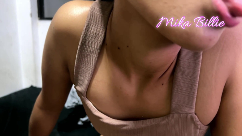 Mika Billie: Ich gebe meinem freund einen wilden blowjob mit großem dickem...