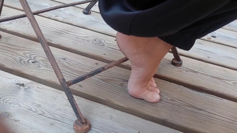 Selena701: Mature Blonde Wife Enjoys Foot Fetish