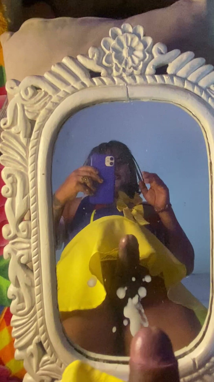 TSquennAna: White and Nick's Hungry Mirror