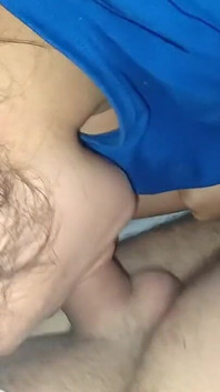 Eu não digo à minha madrasta que eu chupei o pau do meu padrasto