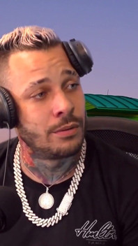 1threesomes? Pffft, Dj Nano bize neden beşlilerin gerçekten nerede olduğunu söylüyor!