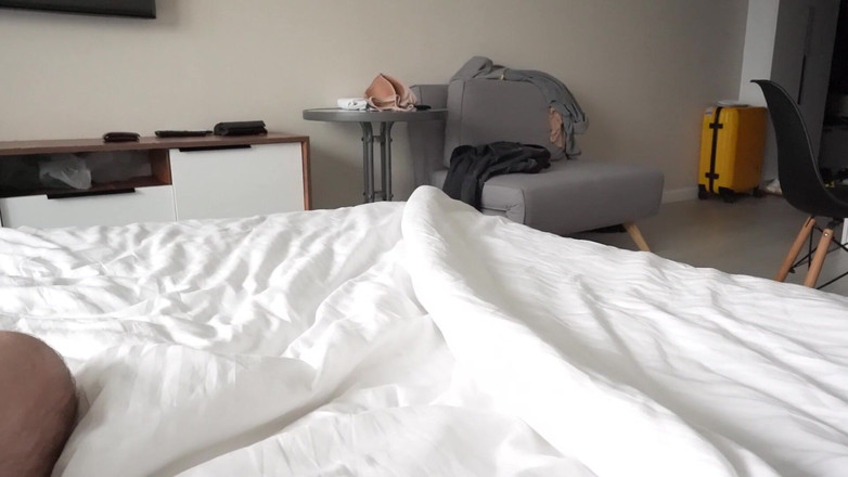 Booty_assx: Возбужденная сводная сестра в новой квартире хочет секс