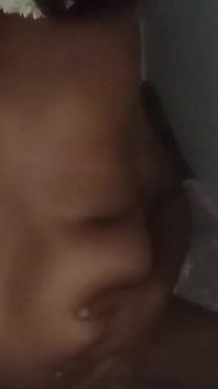 超级热辣的泰米尔家庭主妇硬