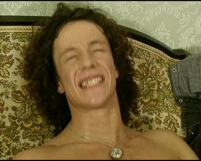 Deutsche XXX Filme: 彼らは、二重ペネテレーションを受けるのが好きな見事なドイツ人ふしだらな女です