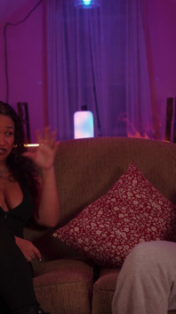 El episodio de kickback x ft La Bella Diabla x
