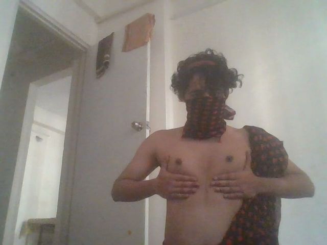 Me in Saree with a Butt Plug.....how Am I Looking.... (Fucking bitchlilly)