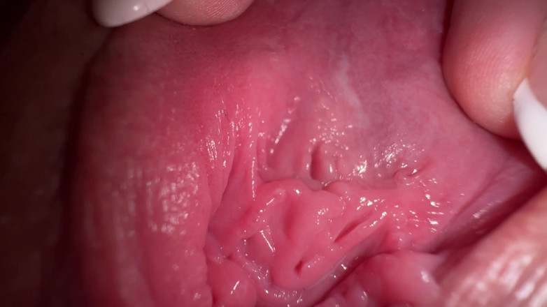 Mia Foster: Extremely close up pussy worship