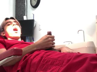Miguelo Sanz: Masturbando na clínica odontológica pt 1