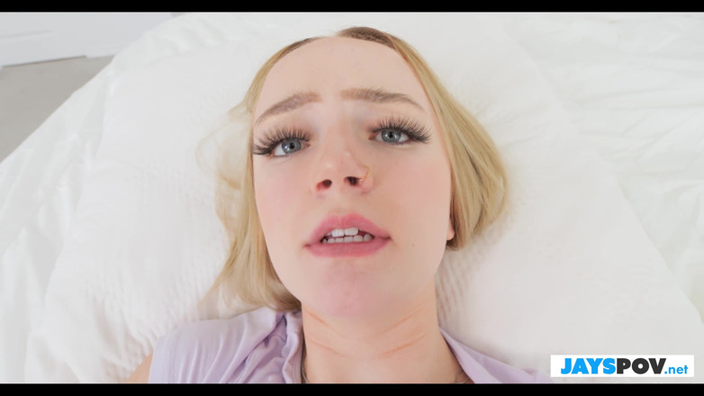 JAYS POV: Maria Kazi este fiica mea vitregă sexy
