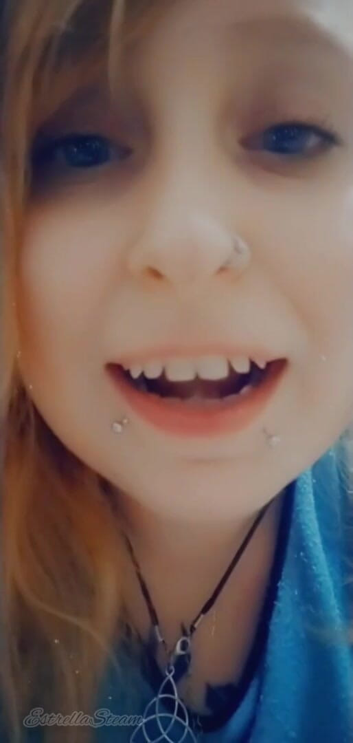Estrella Steam: I stare at you while I smile at you