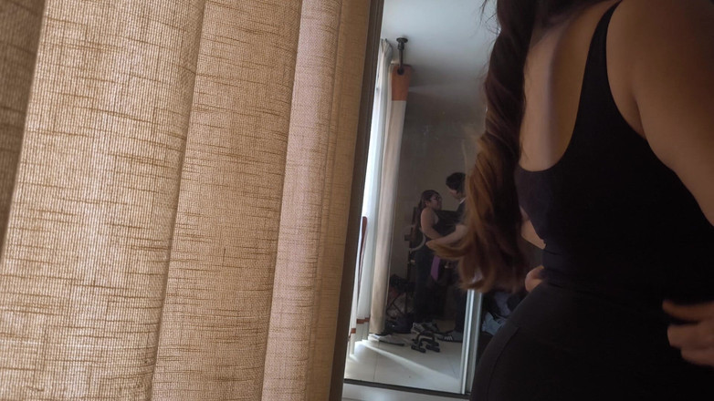 Moo DBOXXX: Ich küsste leidenschaftlich mit ihrer alleinerziehenden stiefmutter, die wirklich verrückte...