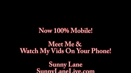 Sunny Lane: Sunny Lane spielt mit ihrer muschi!