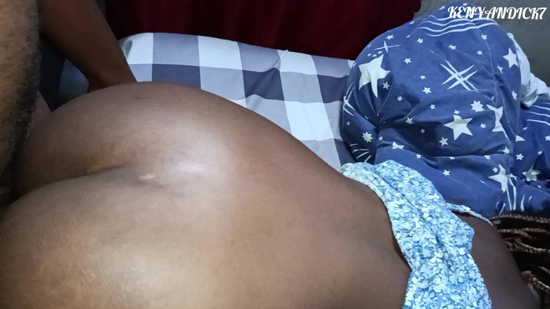 Kenyan Dick: Pareja africana noche de sexo antes de acostarse