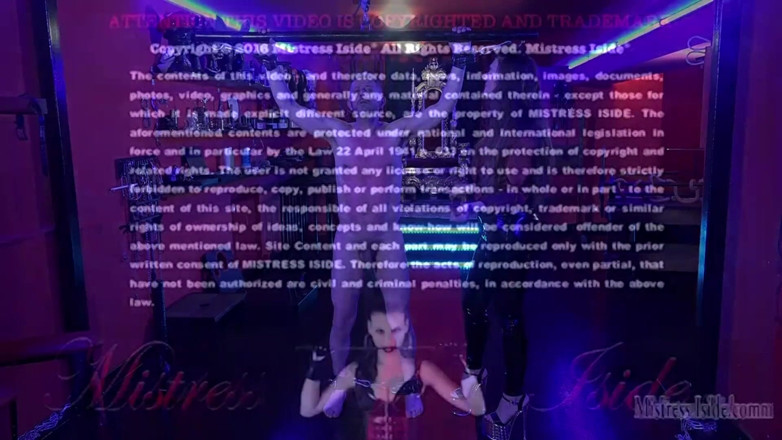 Mistress Iside: Mistmistress Iside - Talons