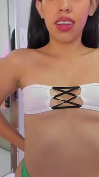 Latina Fode Nua Mostrando Buceta Duro No Quarto