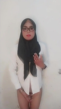 From Teacher to Cock Addict - Hijabi Sissy Mind Broken