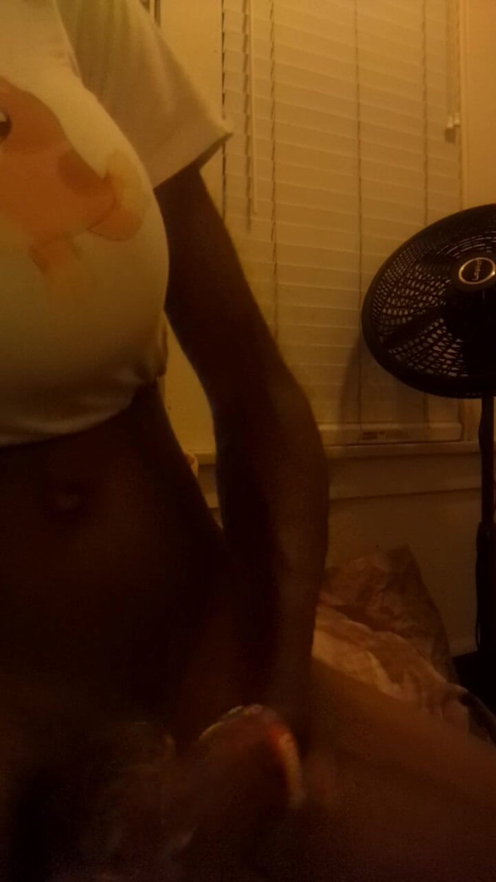 CNtrans: Frotando uno en tu pantyline y bragas pt. 1
