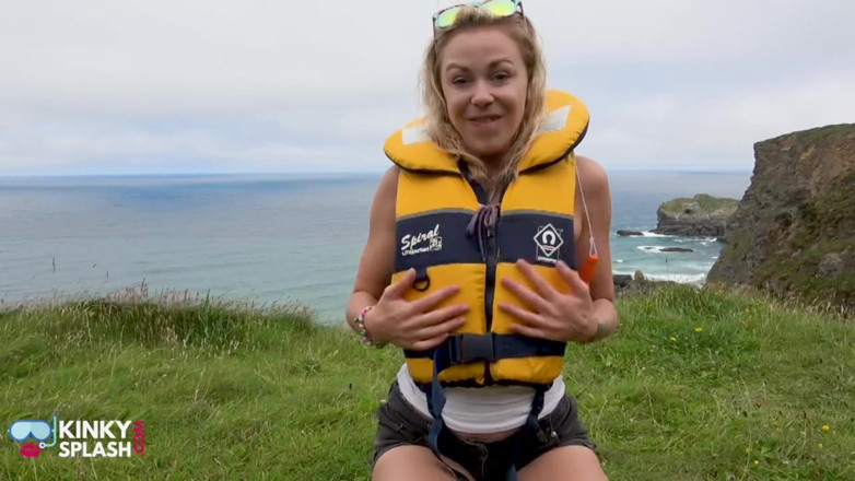 UKCuteGirl Lucy Lauren: Lifejacket ISTRUZIONI per stuzzica il bordo