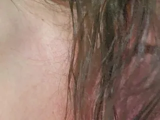 Amatör orta yaşlı seksi kadın ham göt oyunu ve çoklu orgazm için çifte penetrasyon