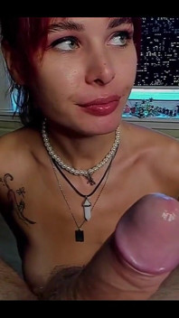 Schwanz und eier lecken, blowjob mit knebel versuchen und schmutzigstes heißestes gesichtsbesamung auf sexy Sandys gesicht