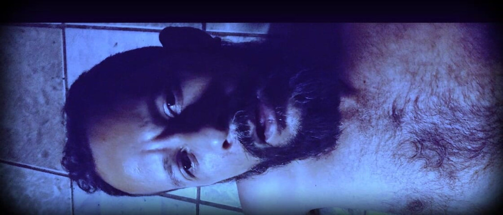 Male Smell: Self Sensual Remix