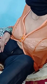 Webcam modella indiana sexy dildo anale e ditalino in diretta cam spettacolo privato esclusivo