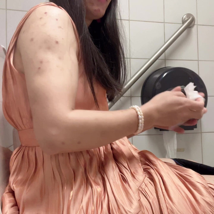 sweethanajapanese: Piss in Toilet Room Hana Cute
