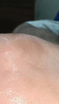 抹油的单人性恋足癖挑逗