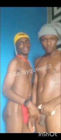 Pensyarah biseksual mengongkek saya dengan batang besarnya kerana gagal dalam ujiannya