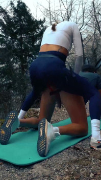 Mia fickte ihren Toyboy im freien in der Natur!