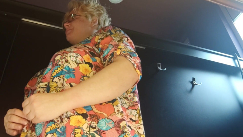 Putarankahotmilf: Трах з ділдо в солярії та великий сквірт