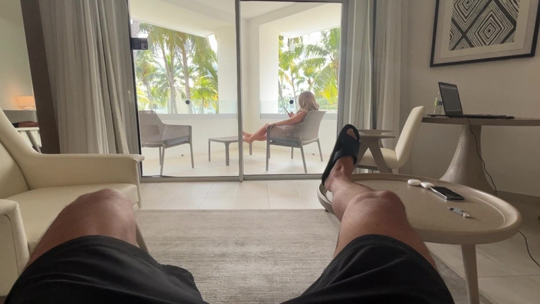 Chokobanana: I Caught My Roommate Masturbating and I Had to Fuck...