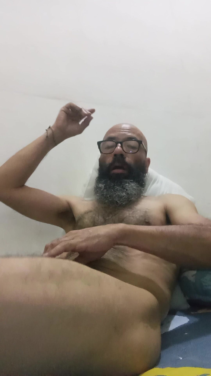 Jhonbahh: Bacaan erotik dan seksual
