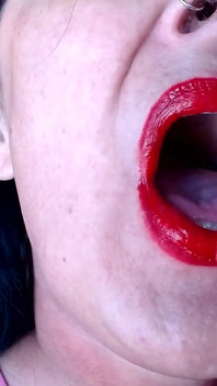 Aplikace red rtěnky kachny rty sexy kouření MILF