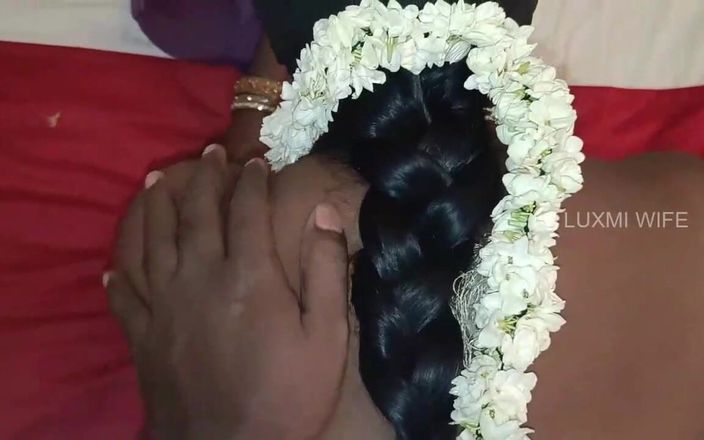 Luxmi Wife: Жену мужа трахают с боссом в промоушене
