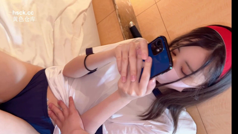 Asian cutie: Asijský anděl. Vysokoškolačka sexy kouření