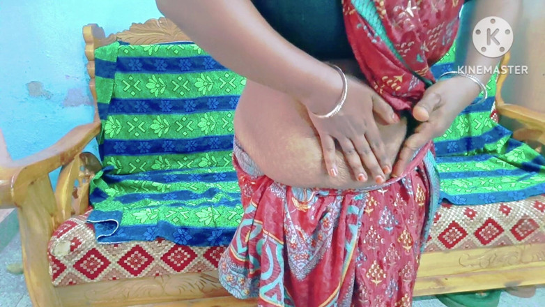 Sweethoneybgl: Neighbour Aunty's Hot Navel Suck with Honey by Desi Boy