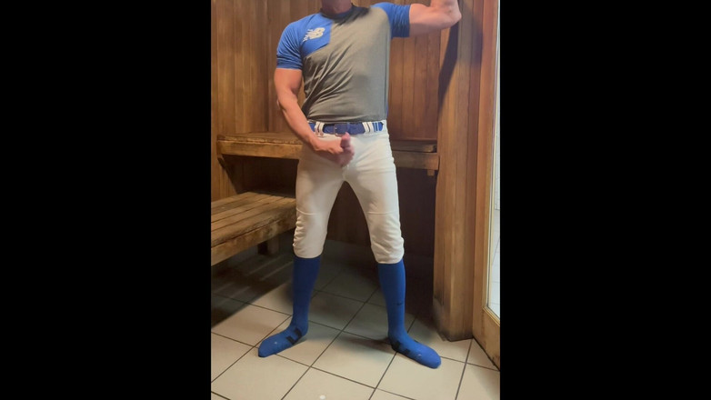 JockDad87: Alpha divertimento nello spogliatoio con Jockdad87 Parte 2