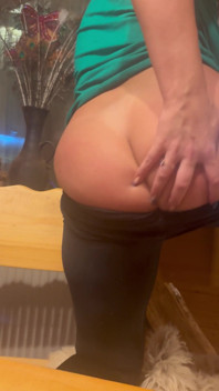 Ass Slaps & Cameltoe Play on the Bench