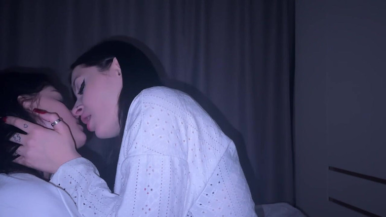 LuchCrush: The Most Passionate Rough Lesbian Sex